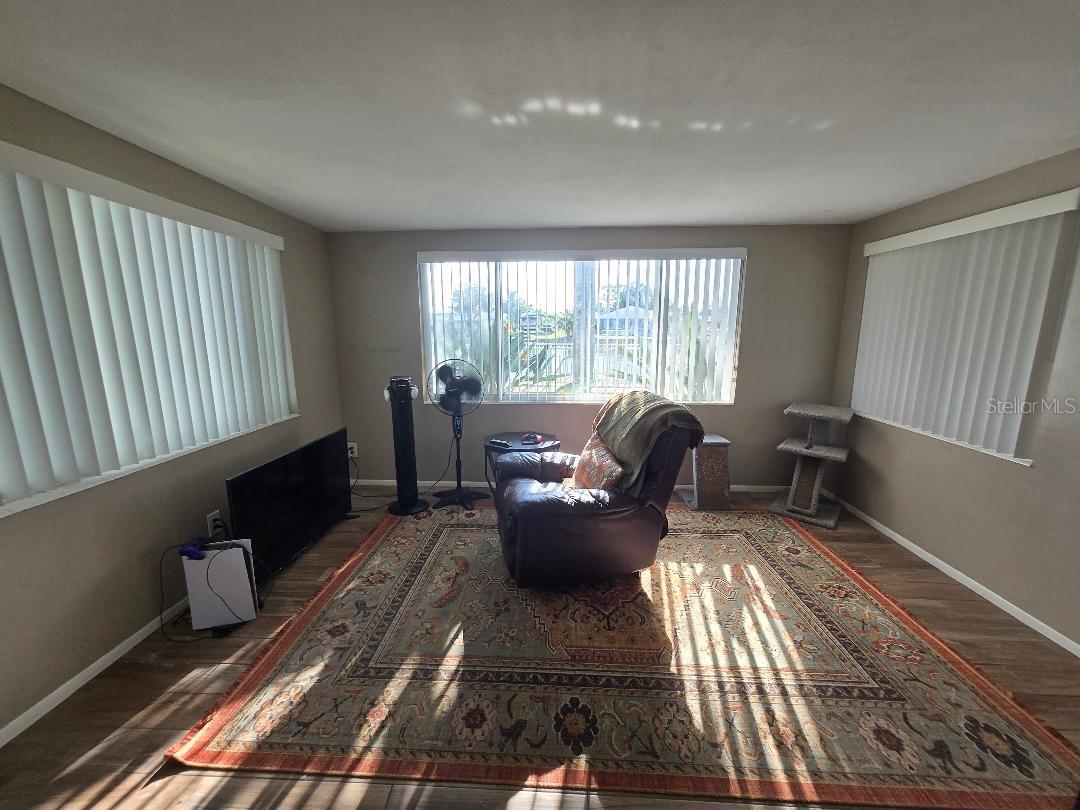 Image 11 of 21 For 2228 Society Drive