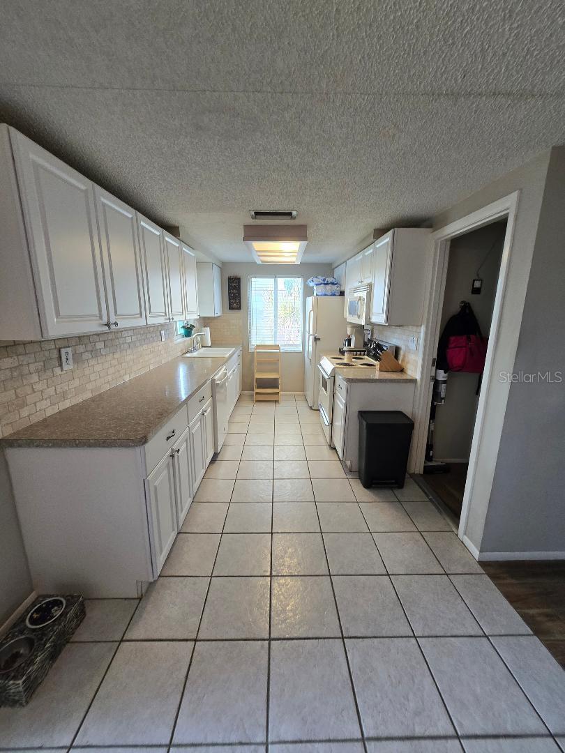 Image 16 of 21 For 2228 Society Drive