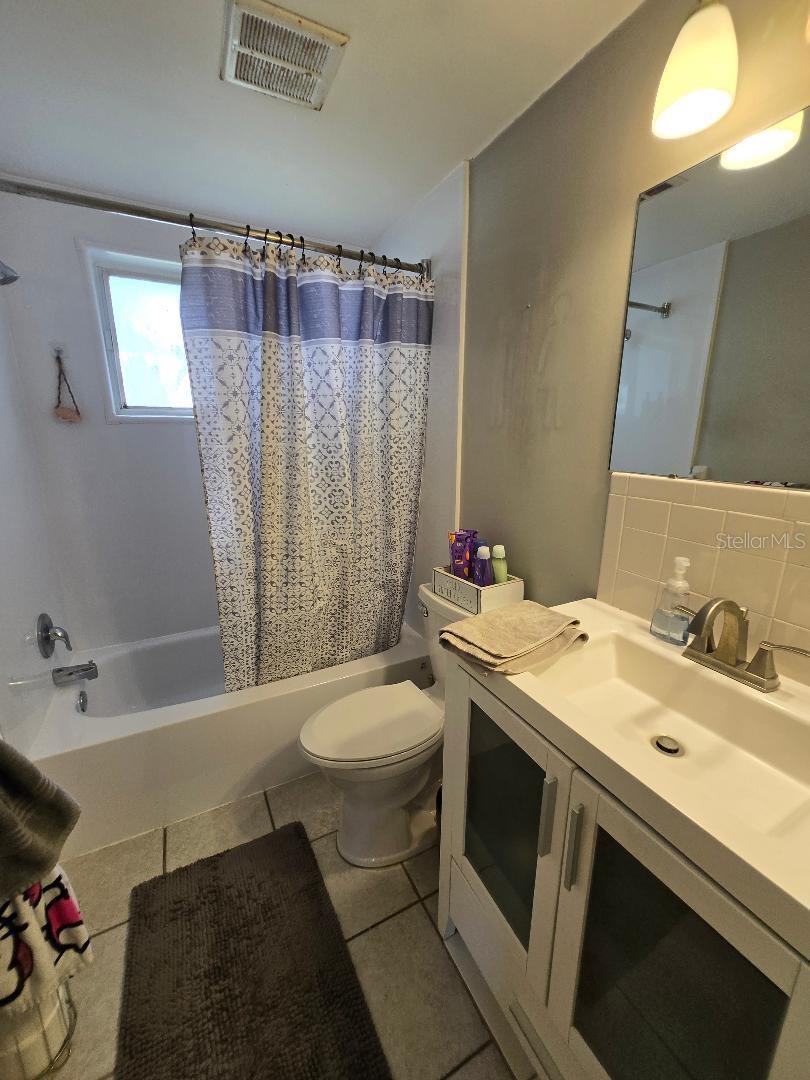 Image 20 of 21 For 2228 Society Drive