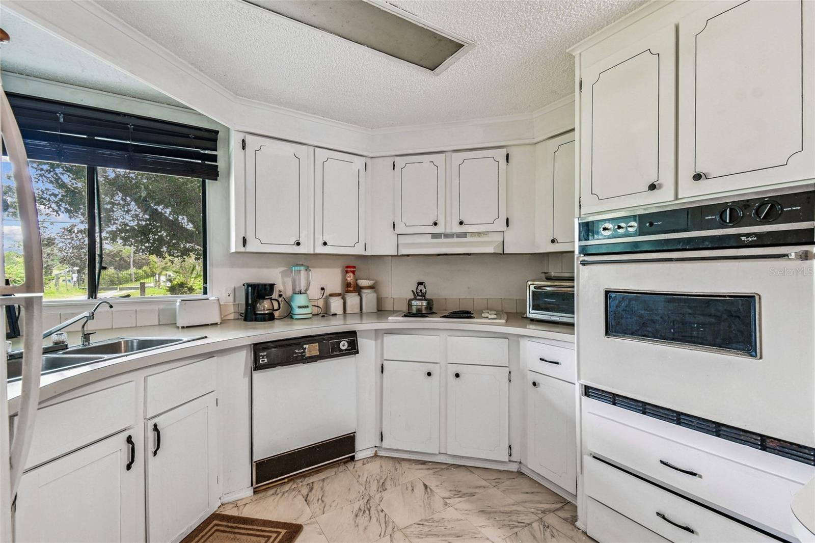 Image 3 of 26 For 37008 Pepper Drive