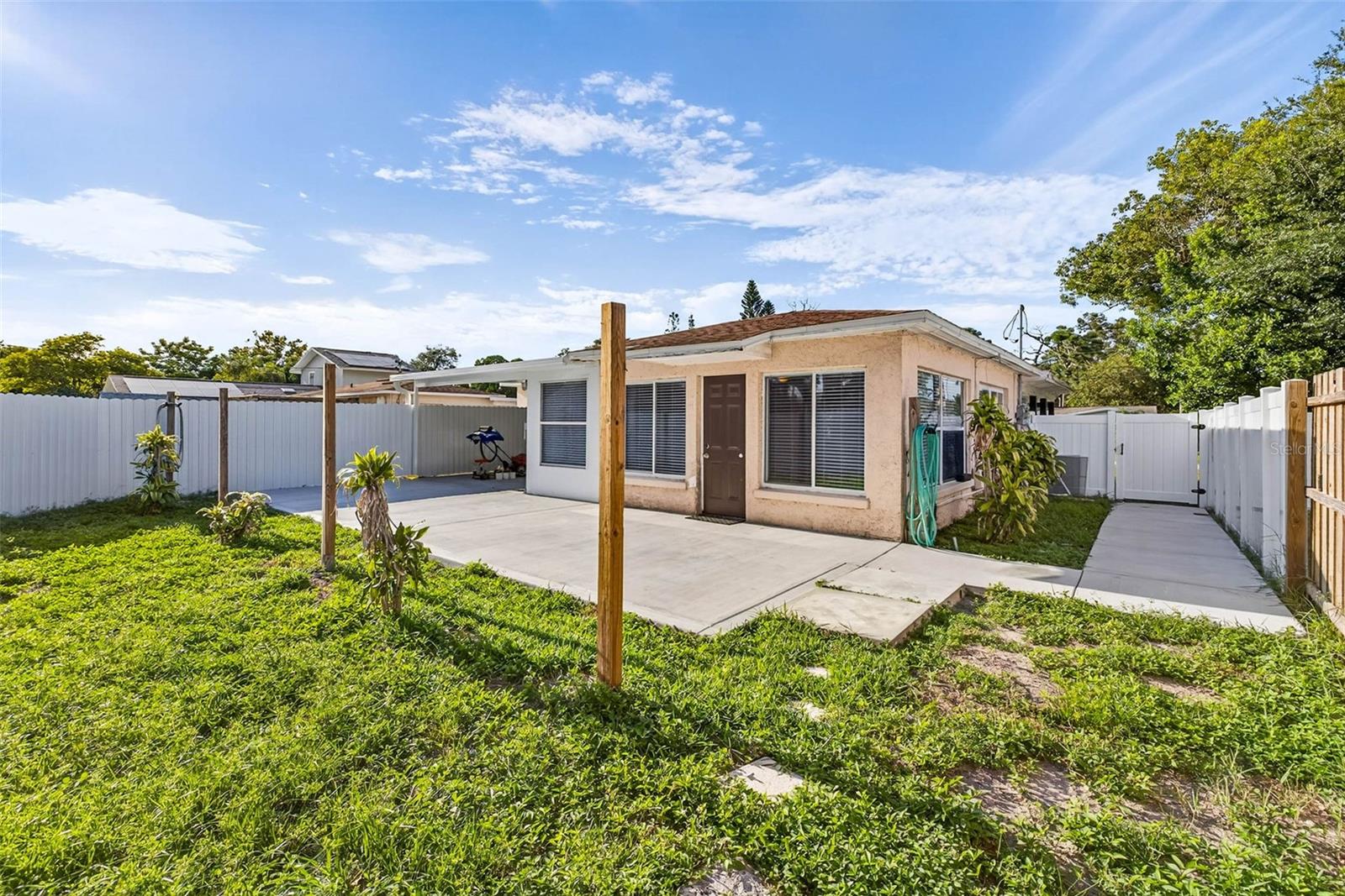Image 11 of 39 For 2229 Casa Vista Drive