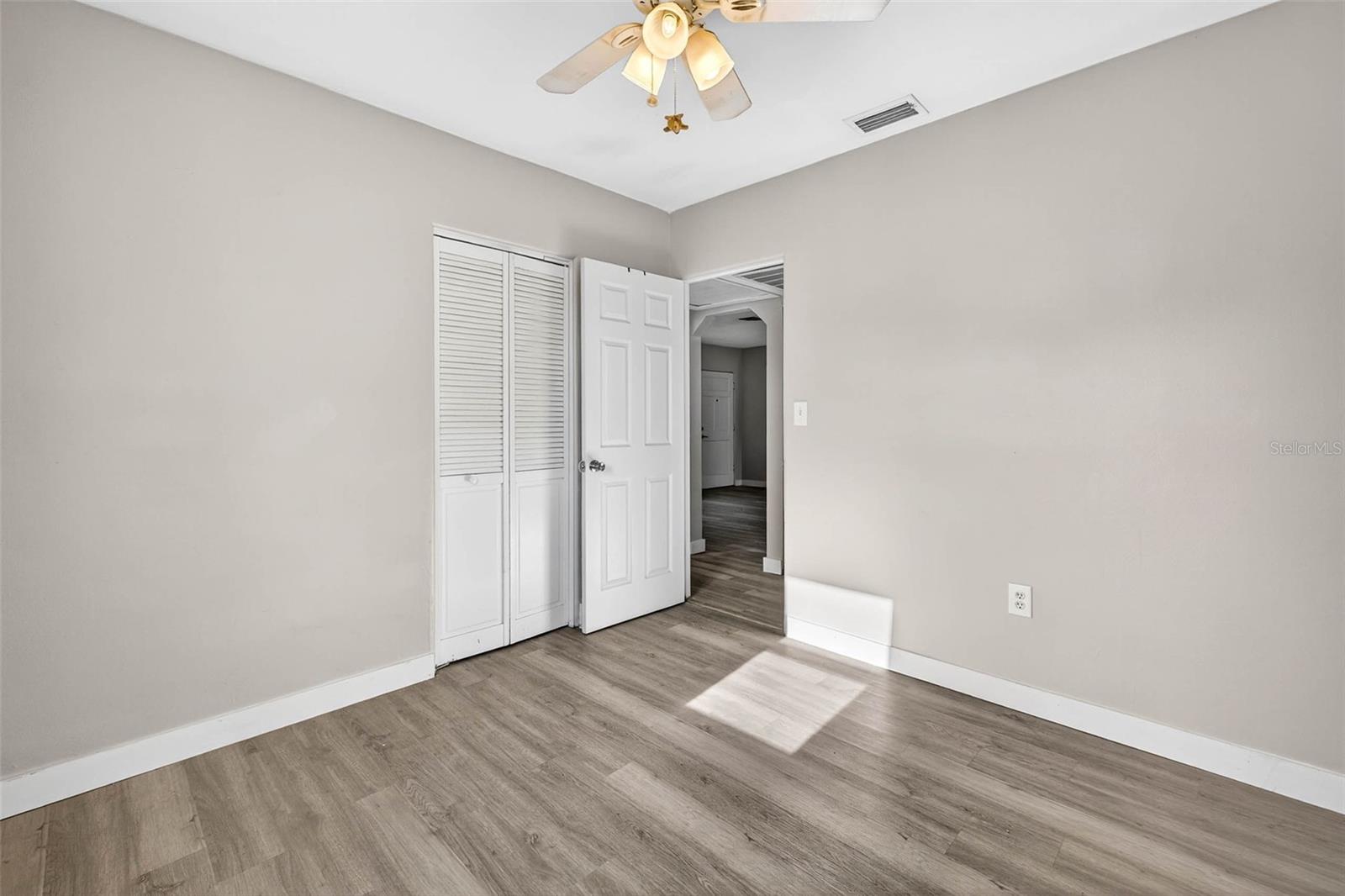 Image 27 of 39 For 2229 Casa Vista Drive