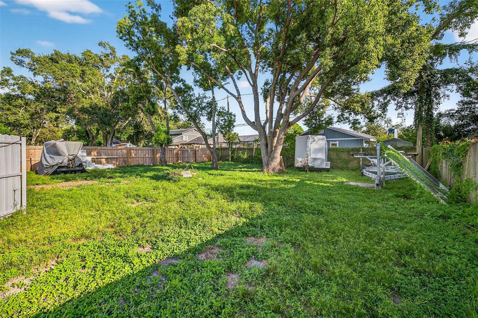 Image 31 of 39 For 2229 Casa Vista Drive