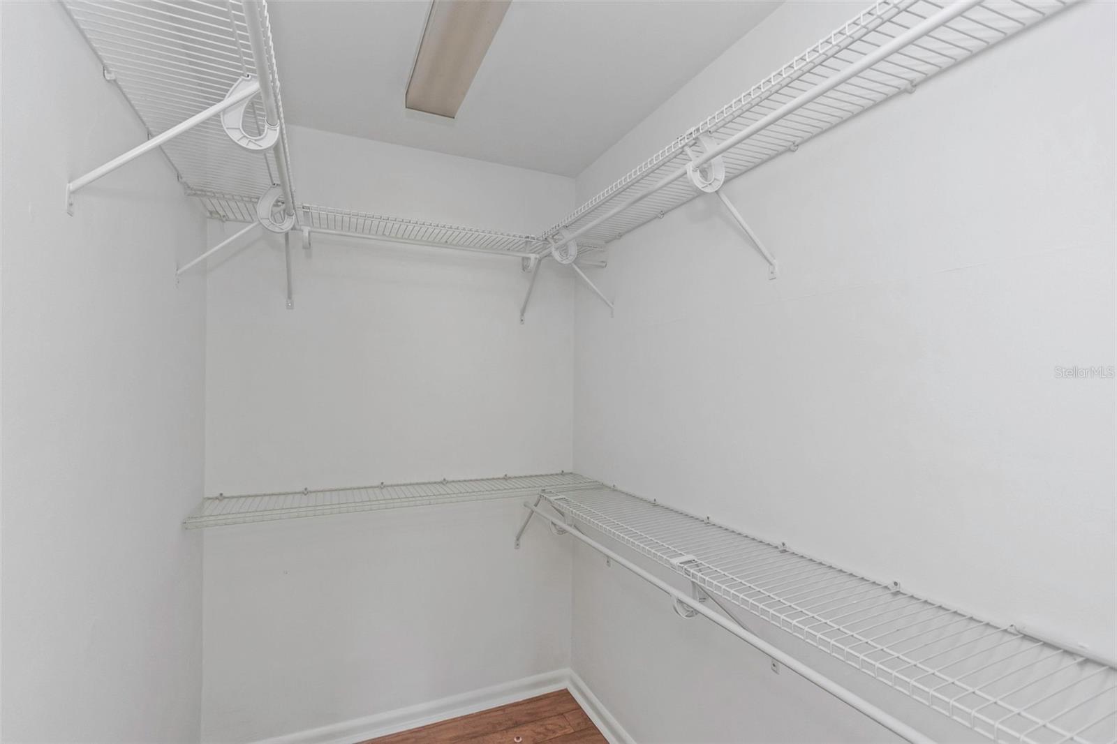Image 20 of 47 For 1413 Hillcrest Avenue