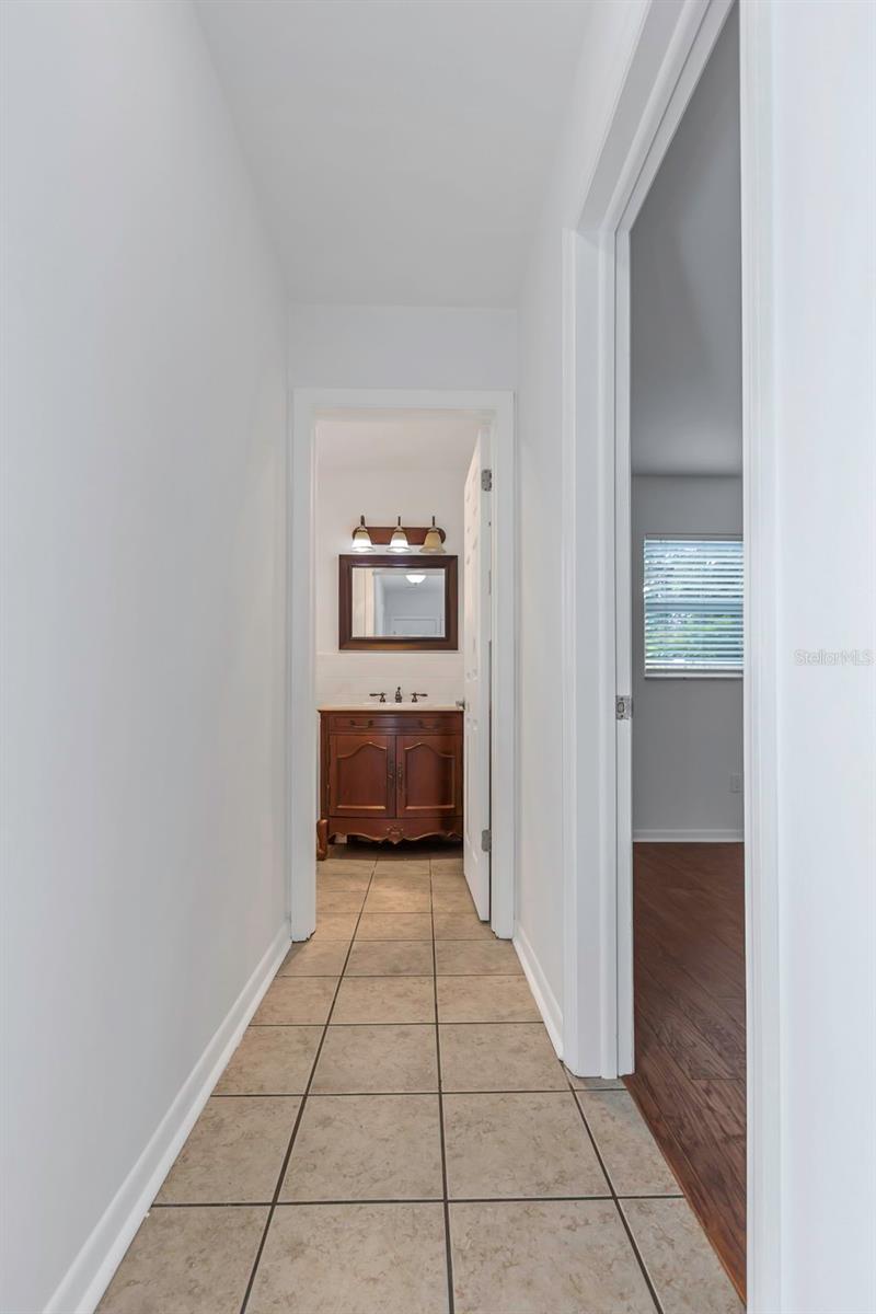Image 27 of 47 For 1413 Hillcrest Avenue