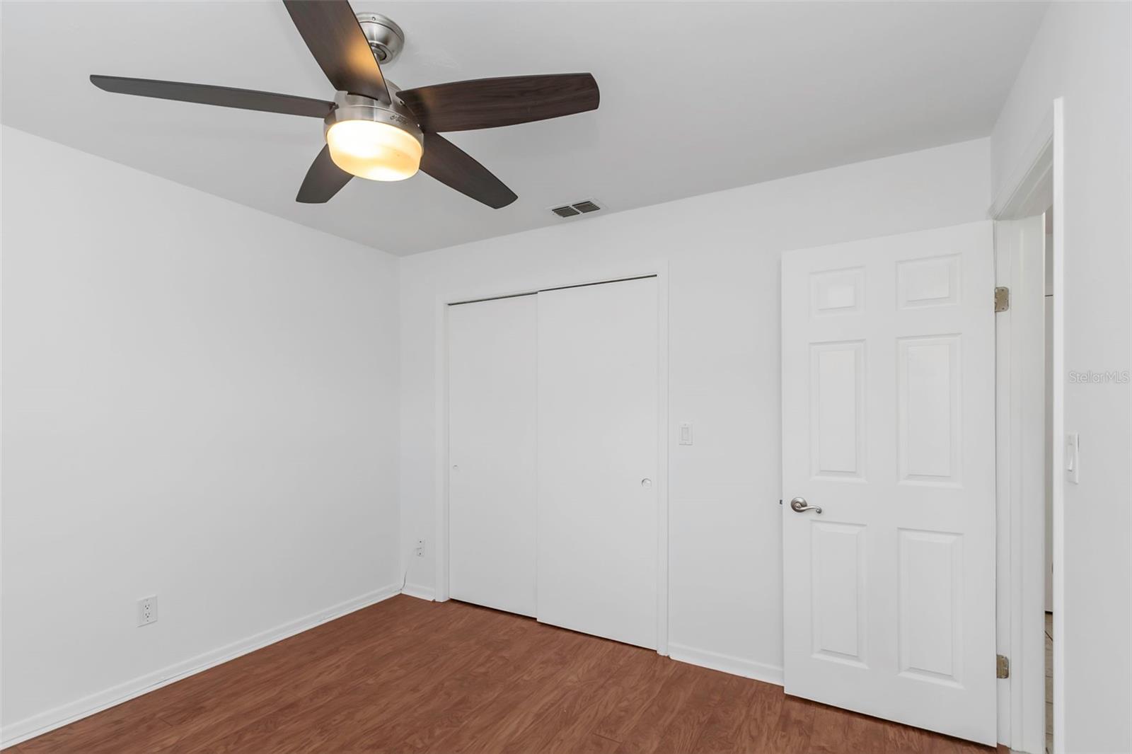 Image 35 of 47 For 1413 Hillcrest Avenue