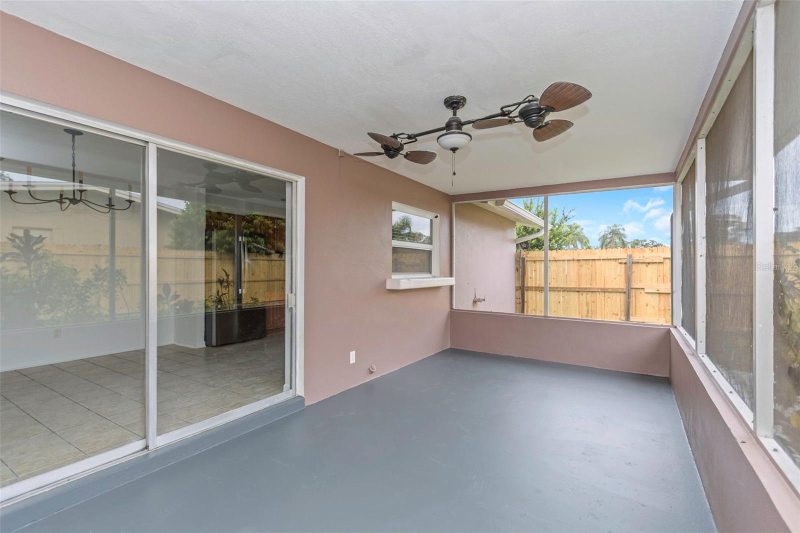 Image 37 of 47 For 1413 Hillcrest Avenue