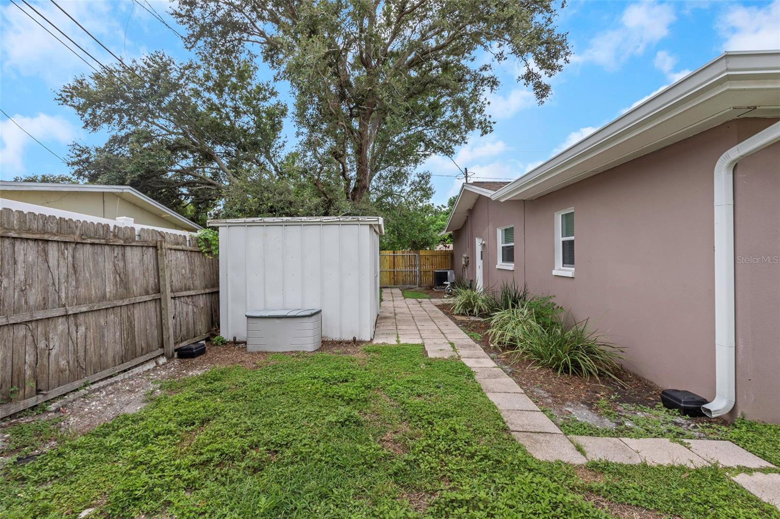 Image 39 of 47 For 1413 Hillcrest Avenue