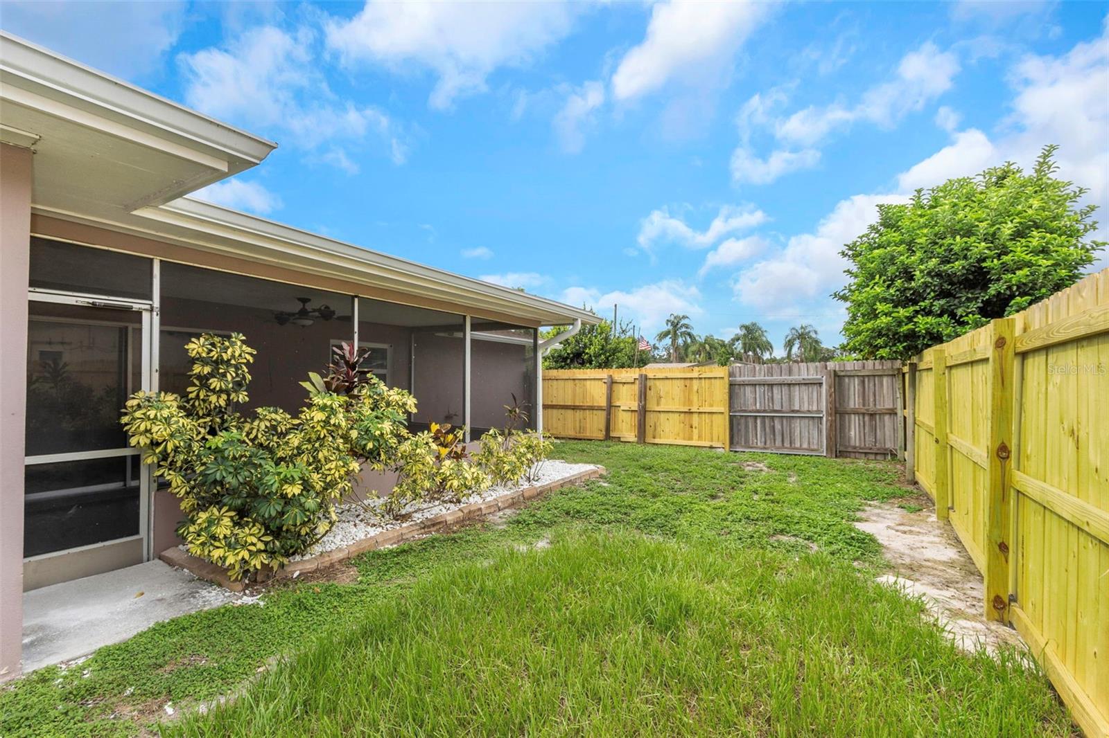 Image 40 of 47 For 1413 Hillcrest Avenue