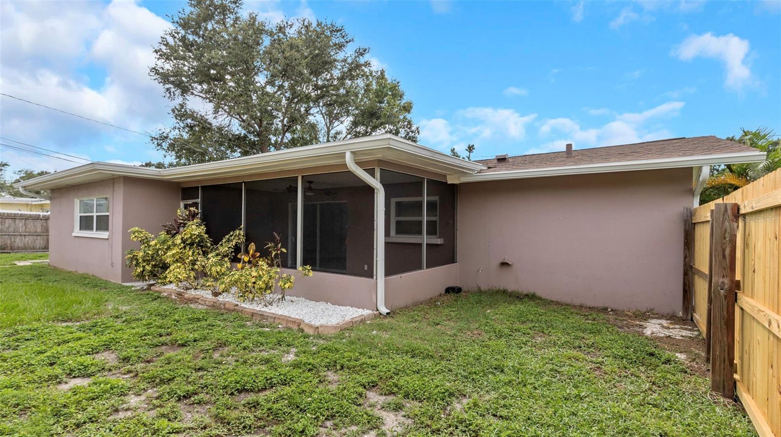 Image 42 of 47 For 1413 Hillcrest Avenue