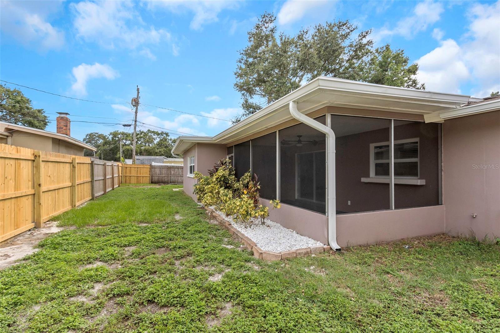Image 43 of 47 For 1413 Hillcrest Avenue