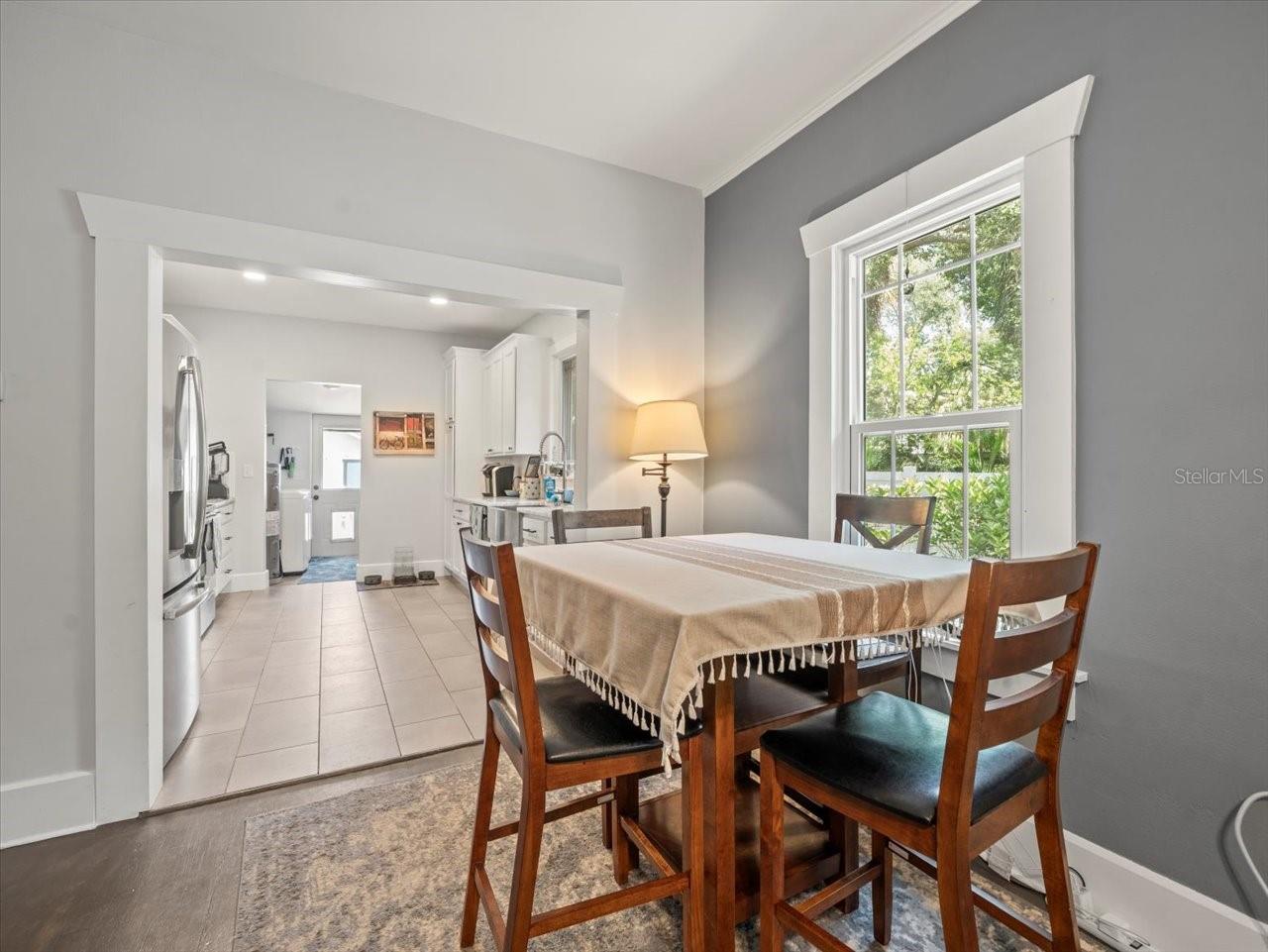 Image 10 of 50 For 313 23rd Avenue N