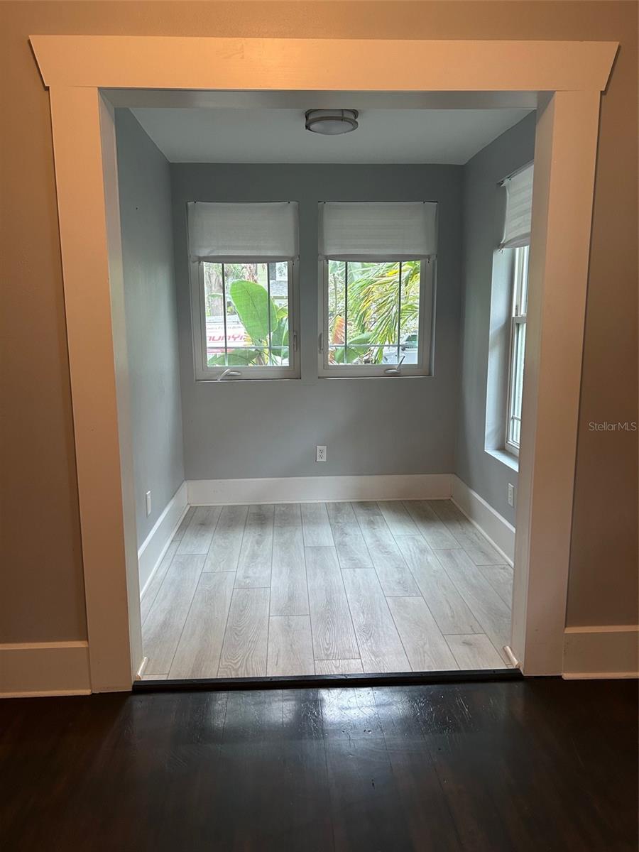 Image 22 of 50 For 313 23rd Avenue N