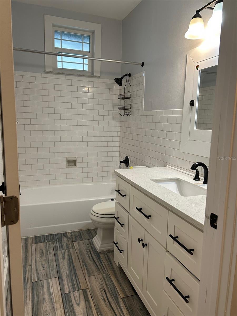 Image 24 of 50 For 313 23rd Avenue N