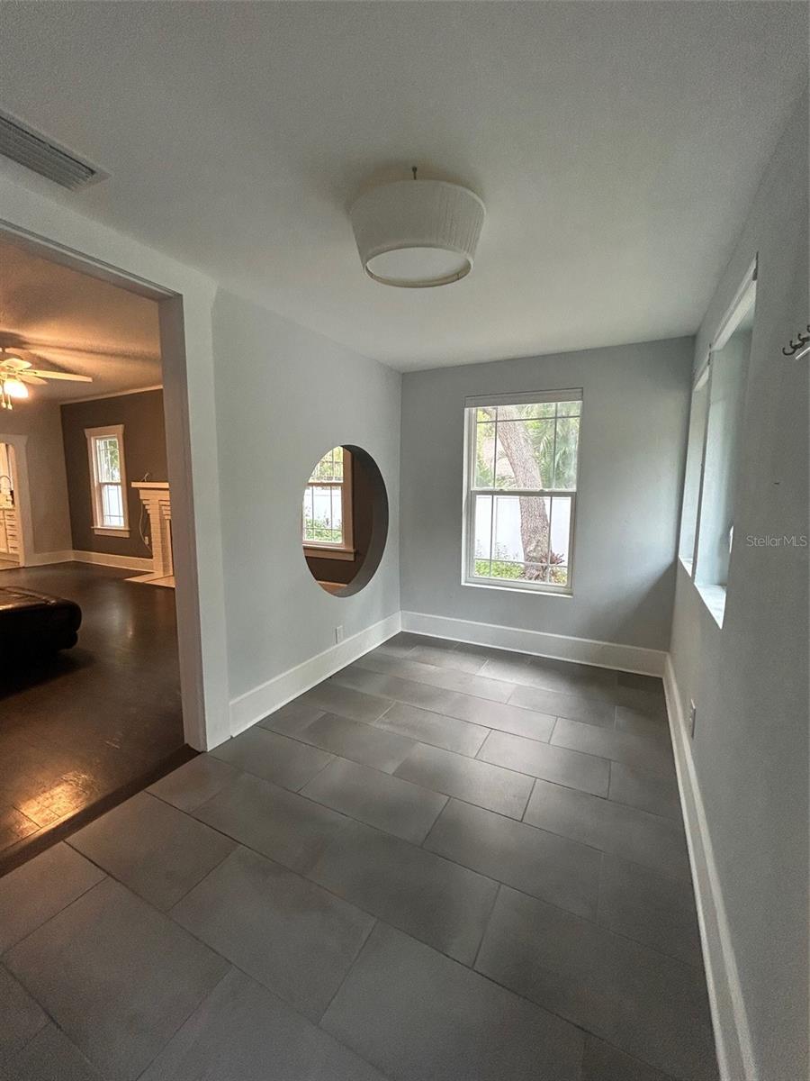 Image 6 of 50 For 313 23rd Avenue N