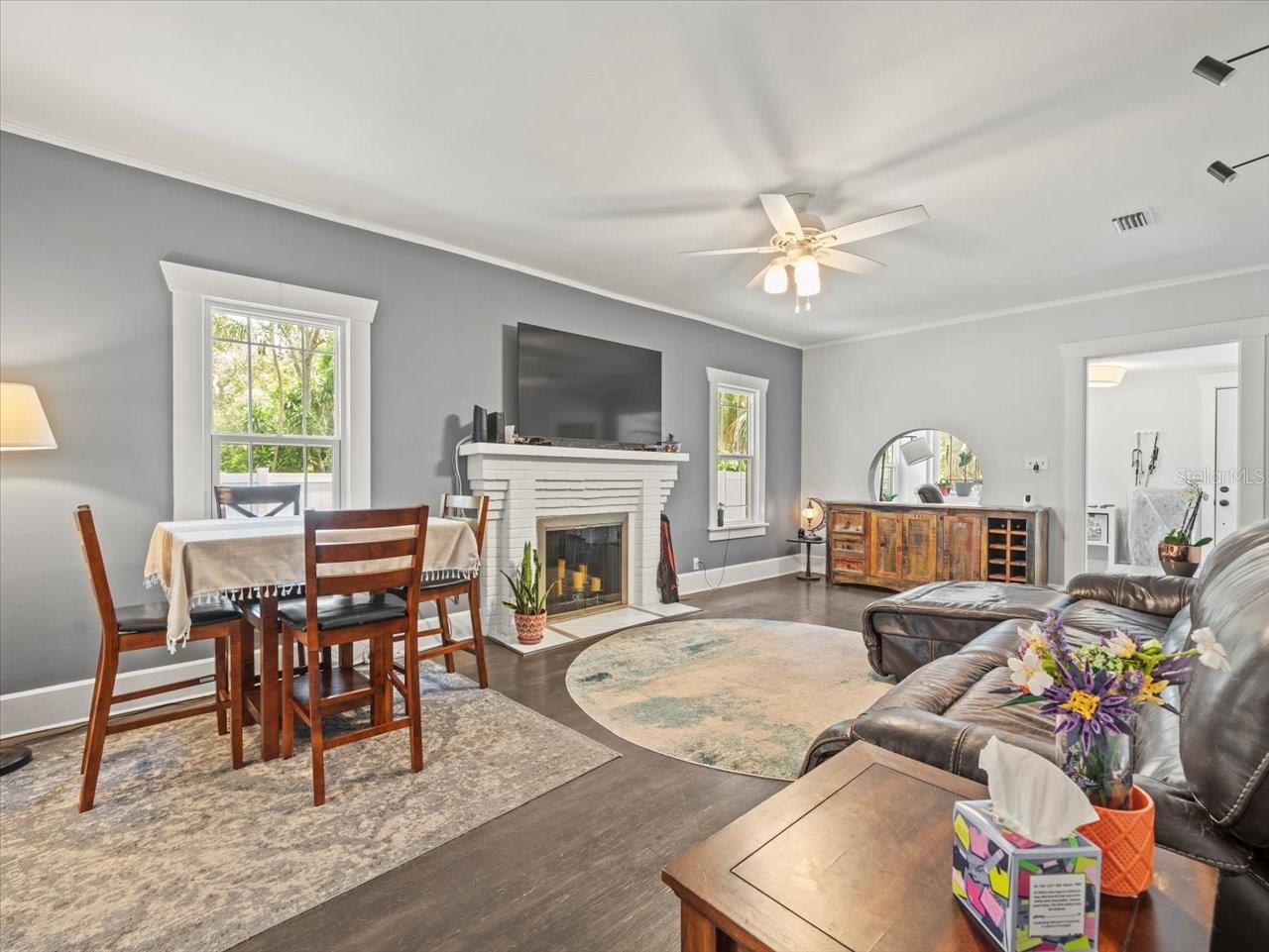 Image 8 of 50 For 313 23rd Avenue N