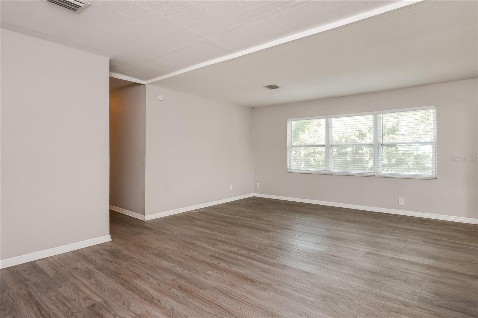 Image 4 of 16 For 2409 Straker Court