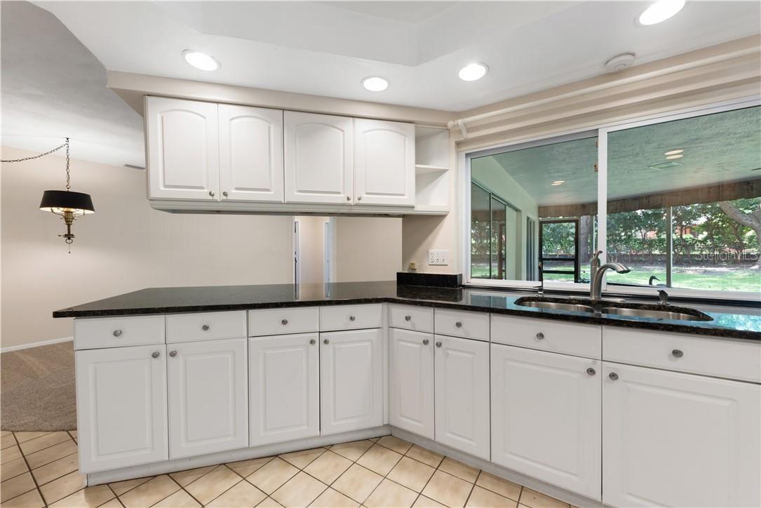 Image 11 of 40 For 14041 82 Avenue N