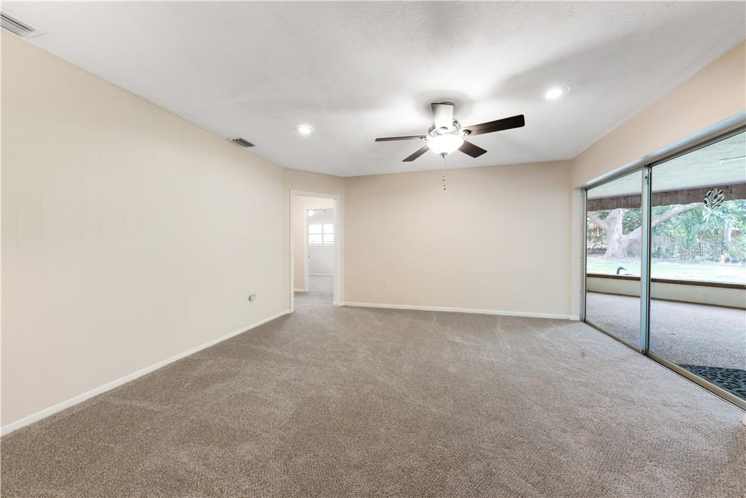 Image 23 of 40 For 14041 82 Avenue N