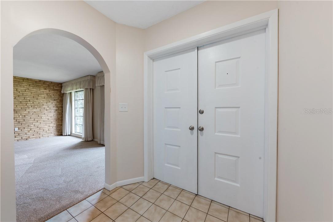 Image 4 of 40 For 14041 82 Avenue N