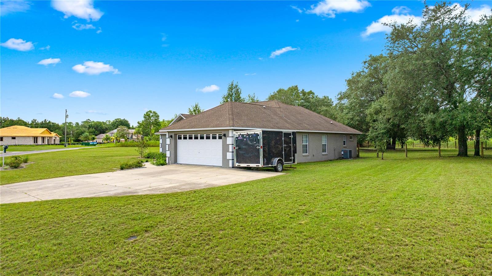 Listing photo id 22 for 2478 Angola Drive