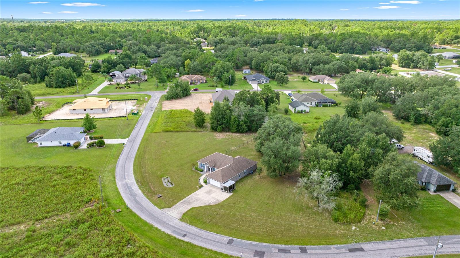 Listing photo id 30 for 2478 Angola Drive