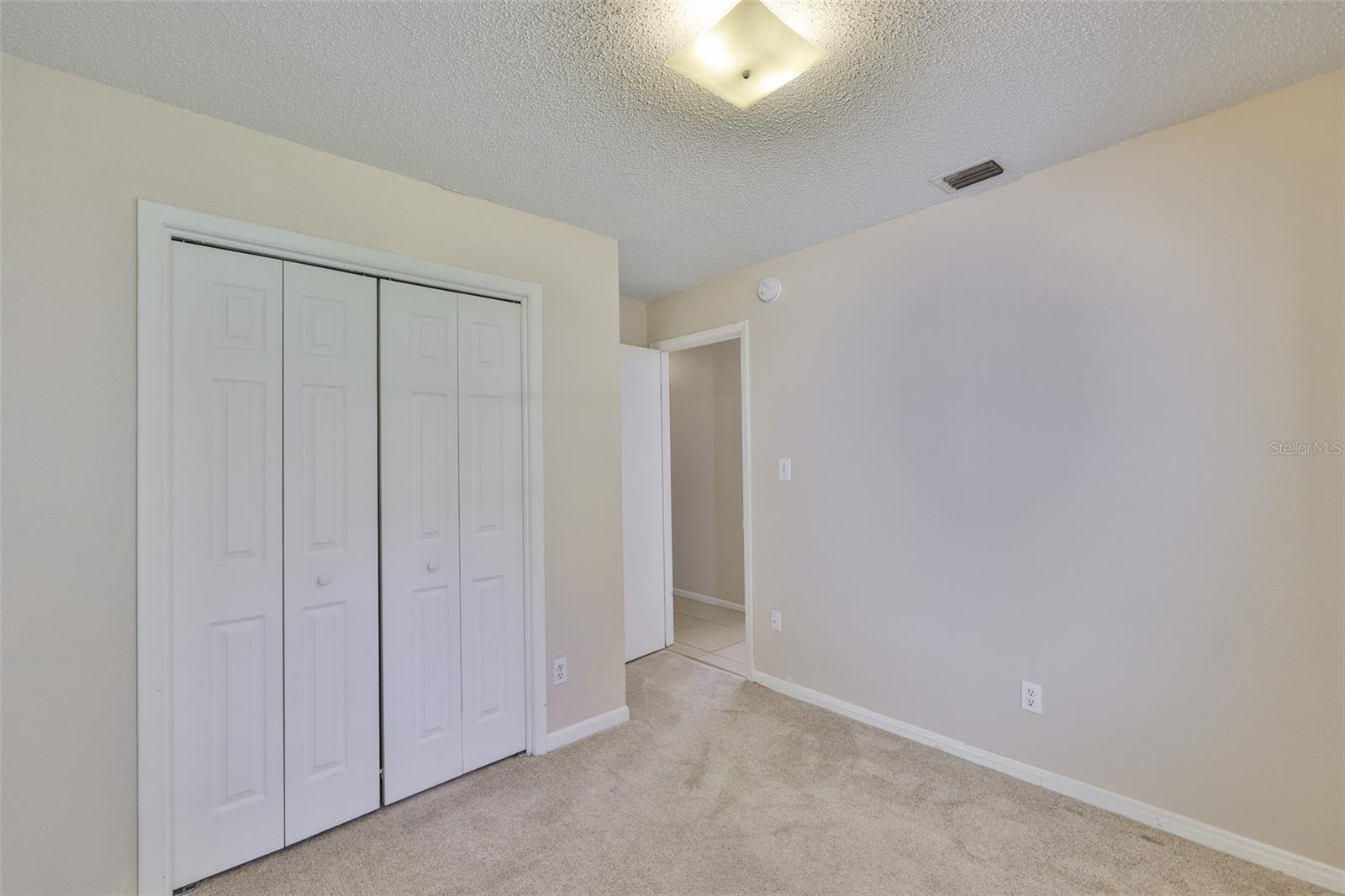 Image 16 of 35 For 11507 Valencia Drive B