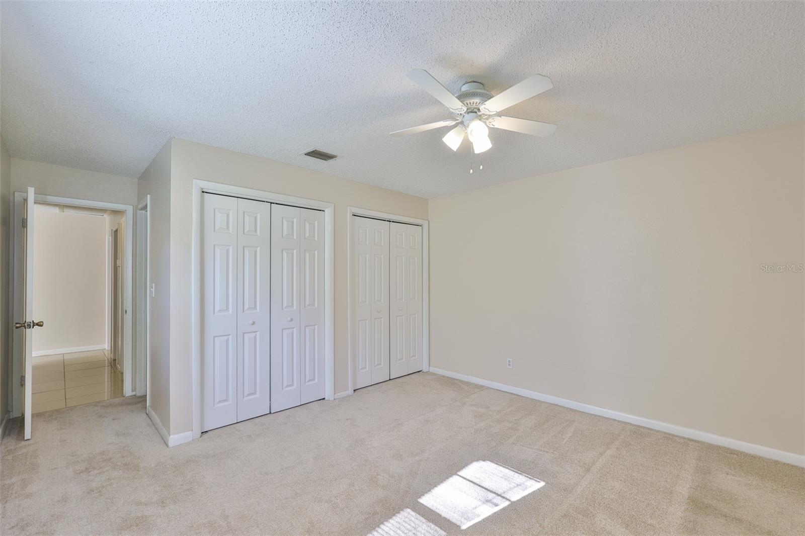Image 21 of 35 For 11507 Valencia Drive B