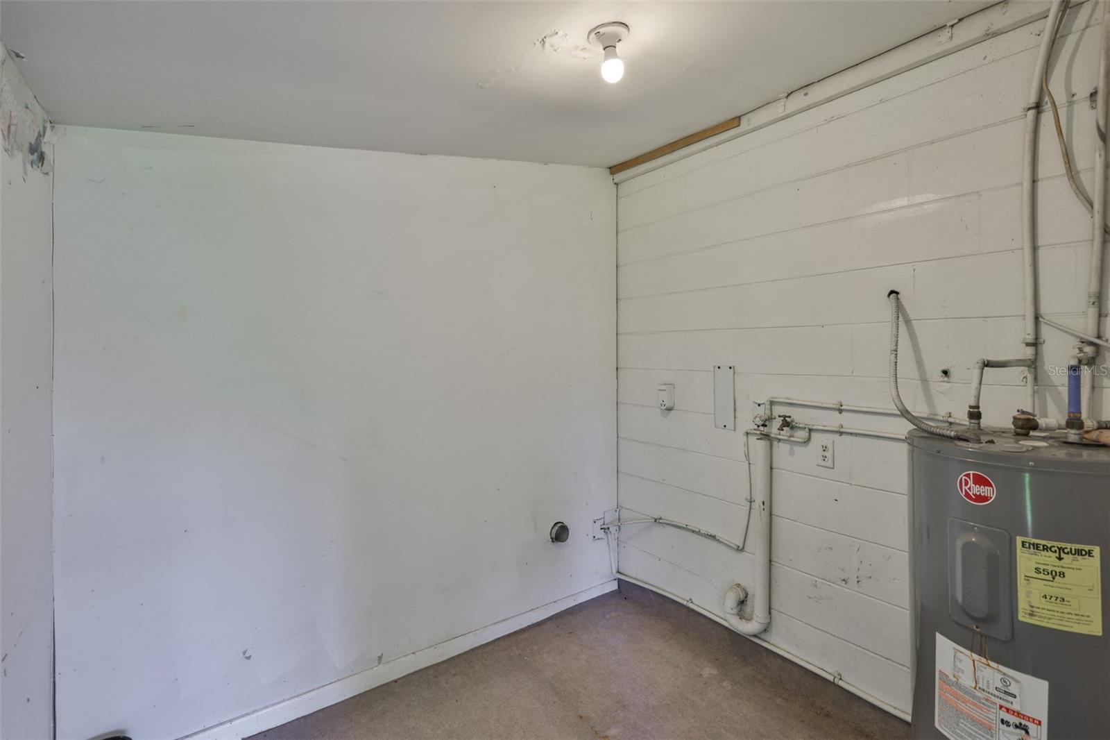 Image 22 of 35 For 11507 Valencia Drive B