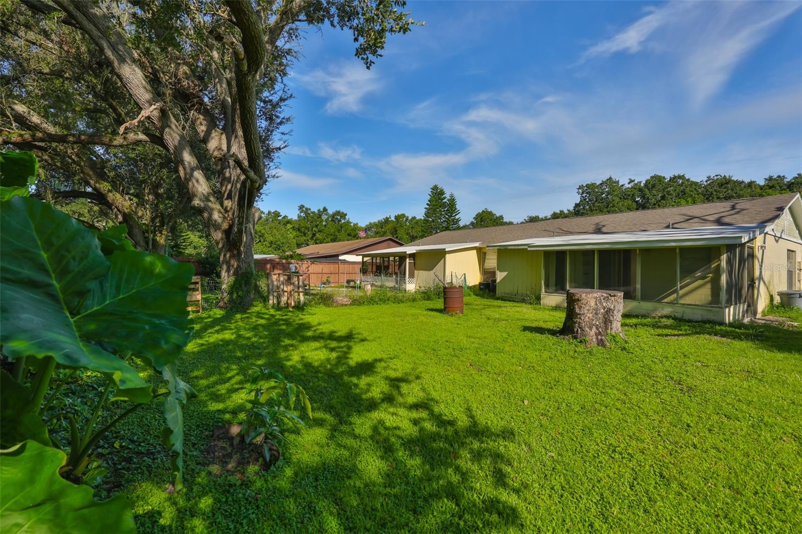 Image 26 of 35 For 11507 Valencia Drive B