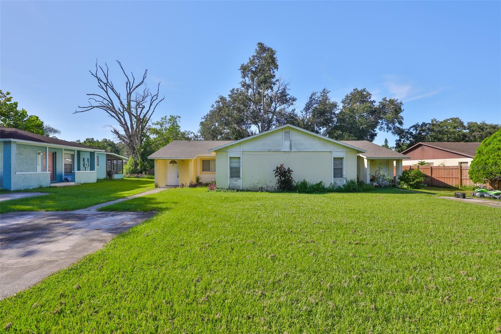 Image 34 of 35 For 11507 Valencia Drive B