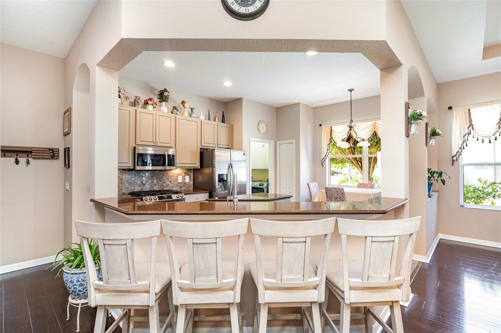 Image 21 of 22 For 909 Regal Manor Way