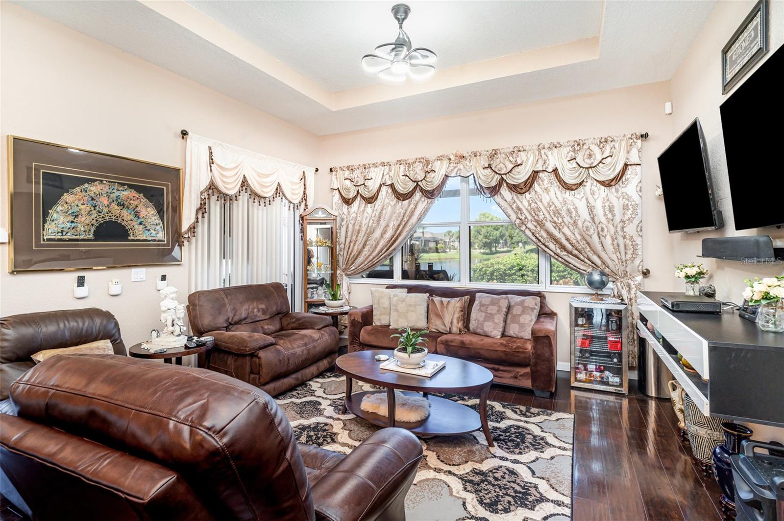 Image 22 of 22 For 909 Regal Manor Way