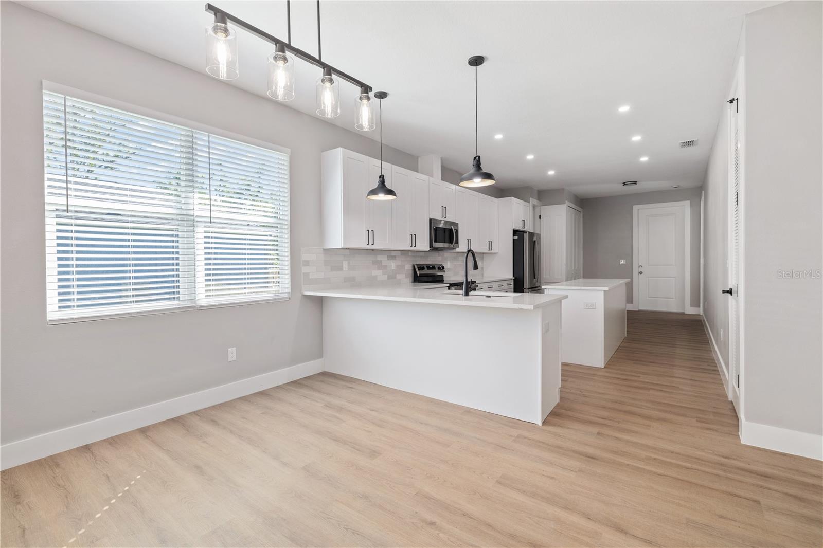 Image 4 of 24 For 7002 19th Street