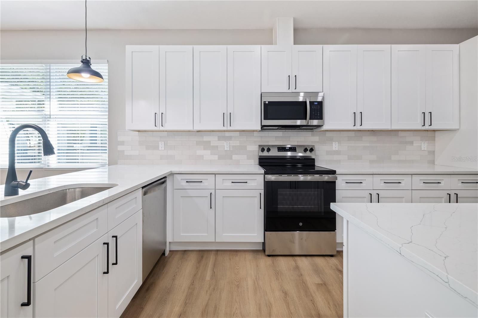 Image 5 of 24 For 7002 19th Street