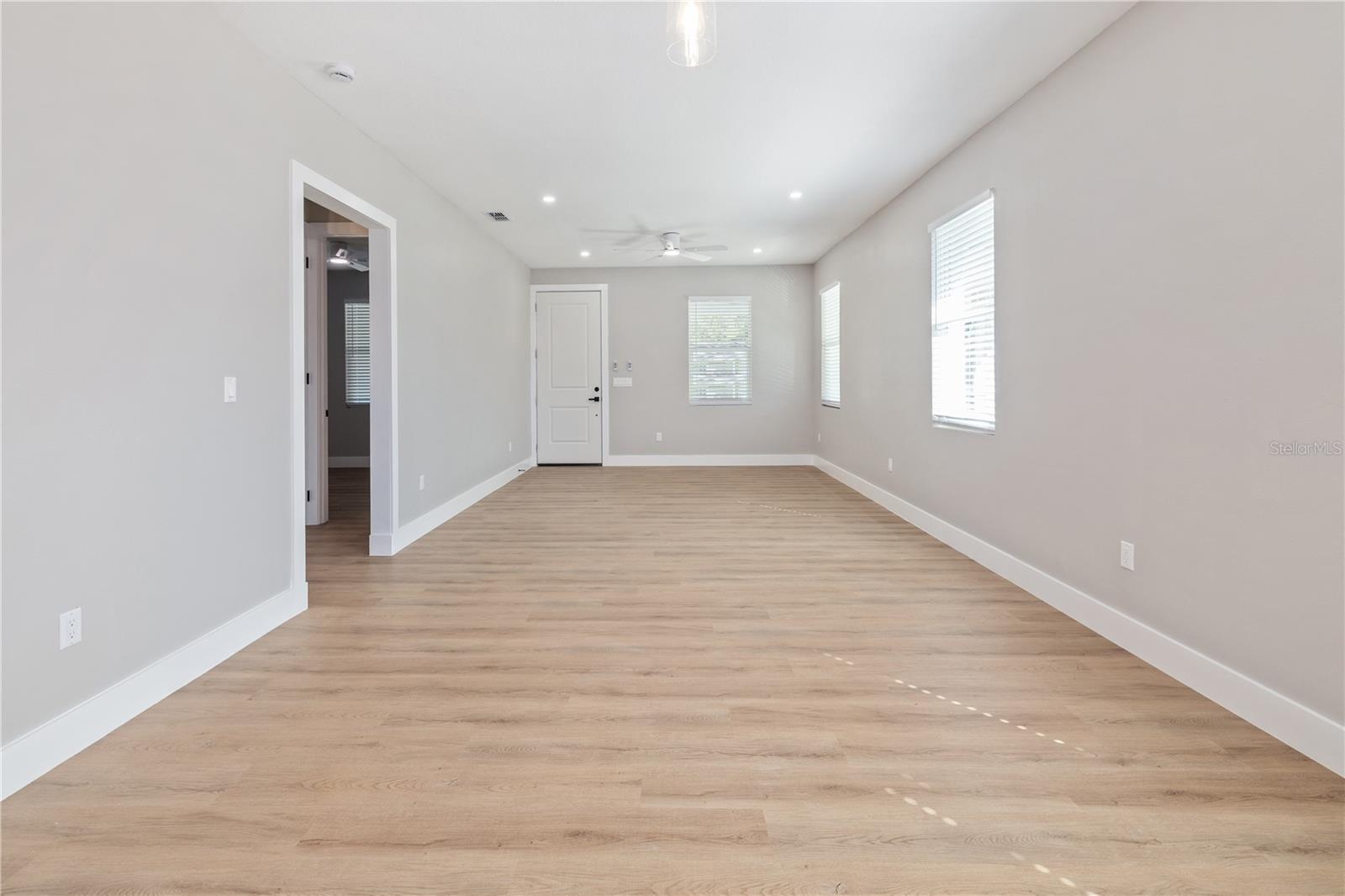 Image 9 of 24 For 7002 19th Street