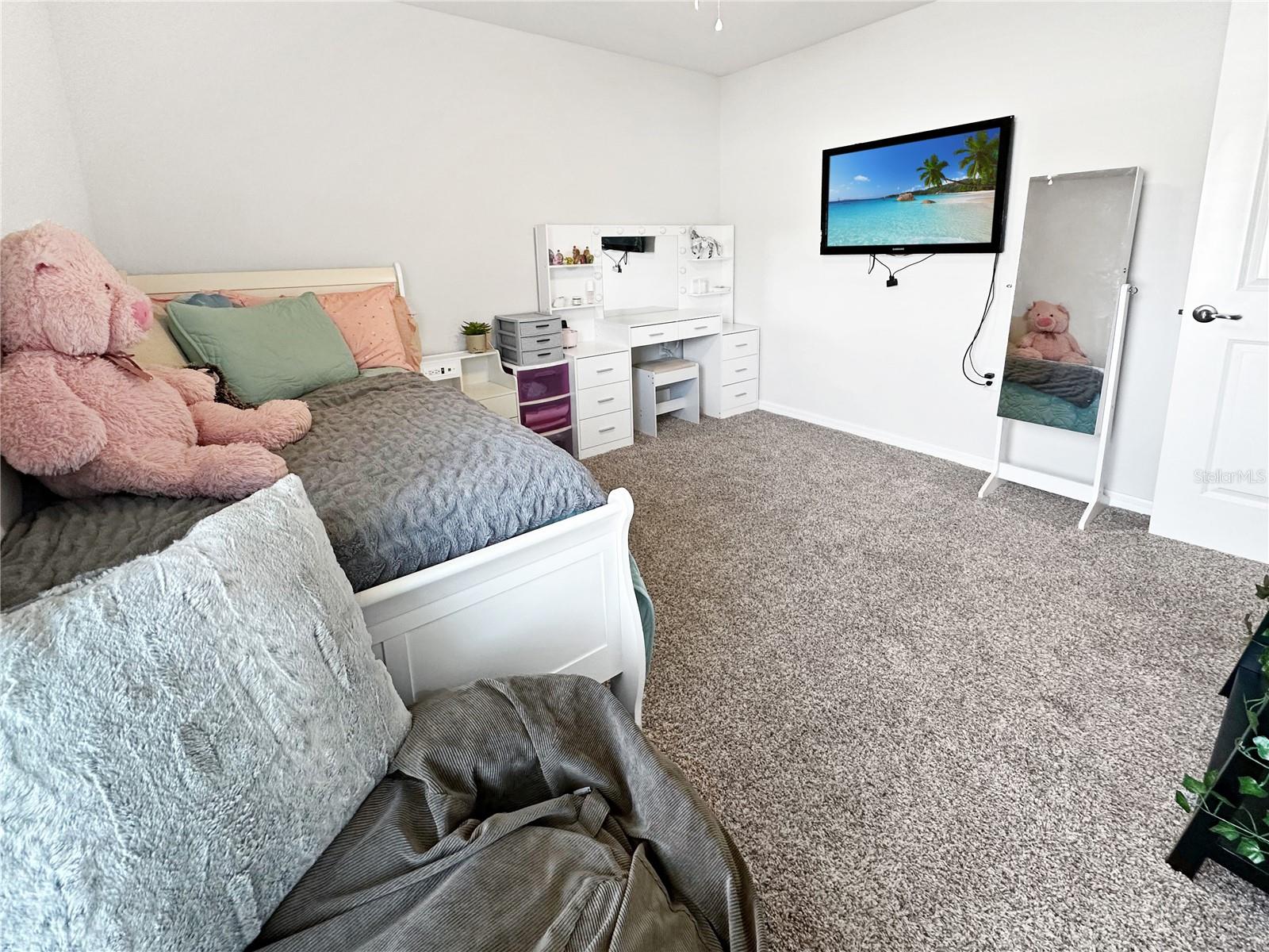 Image 27 of 43 For 13023 Downy Woodpecker Road