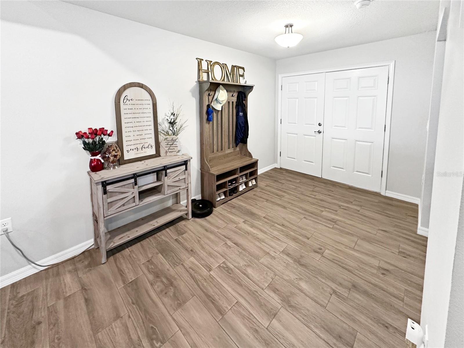 Image 9 of 43 For 13023 Downy Woodpecker Road