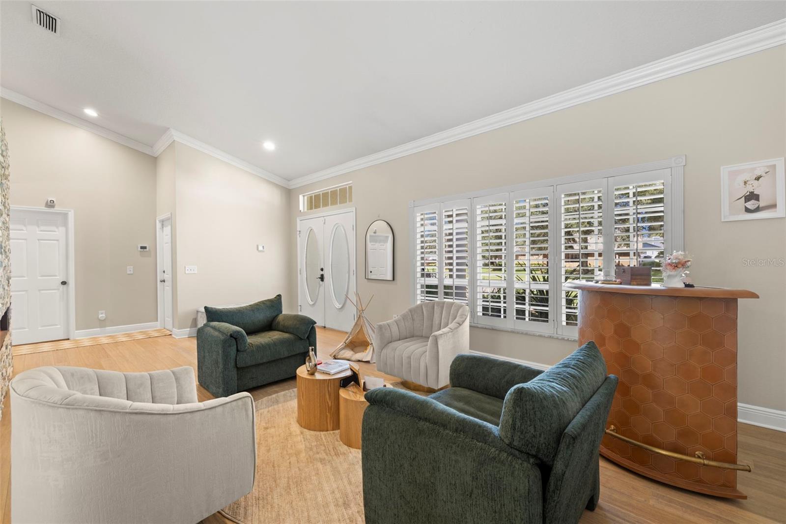 Image 16 of 35 For 2113 Laindale Place