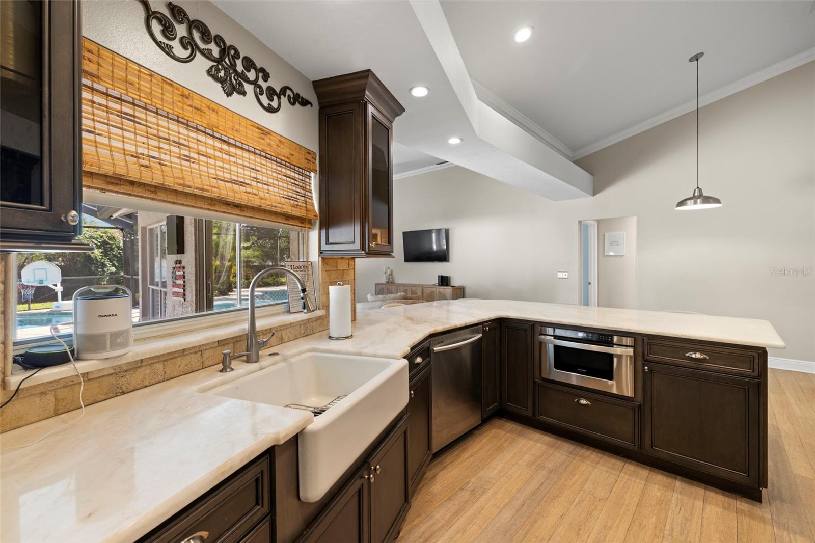 Image 8 of 35 For 2113 Laindale Place