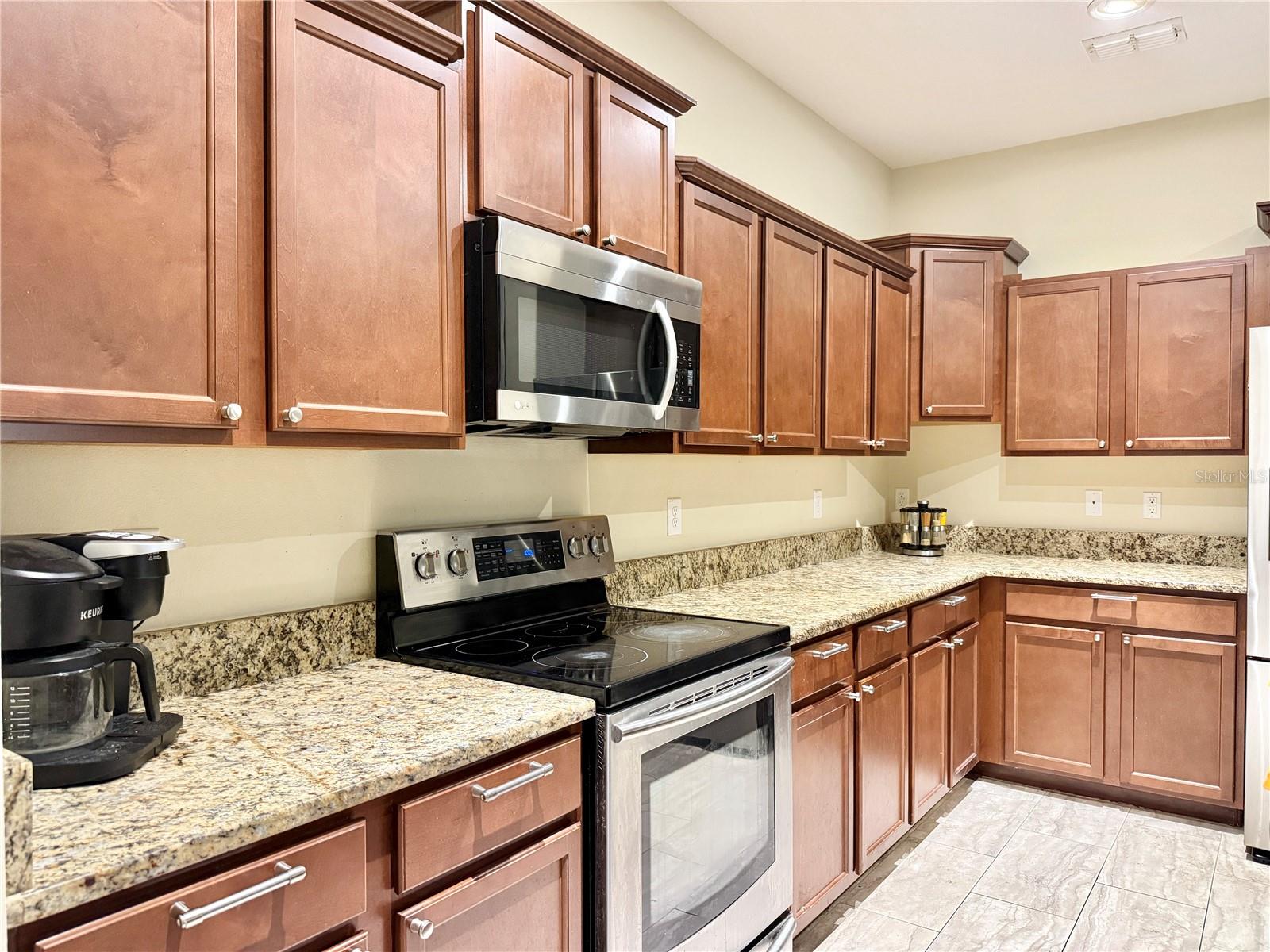 Image 10 of 36 For 1711 Palm Warbler Ln