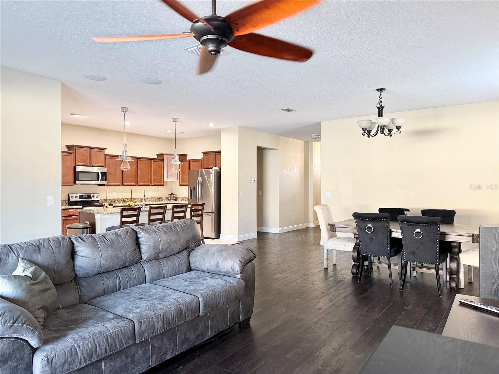 Image 2 of 36 For 1711 Palm Warbler Ln