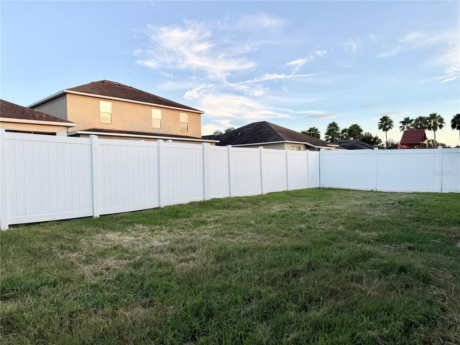 Image 27 of 36 For 1711 Palm Warbler Ln
