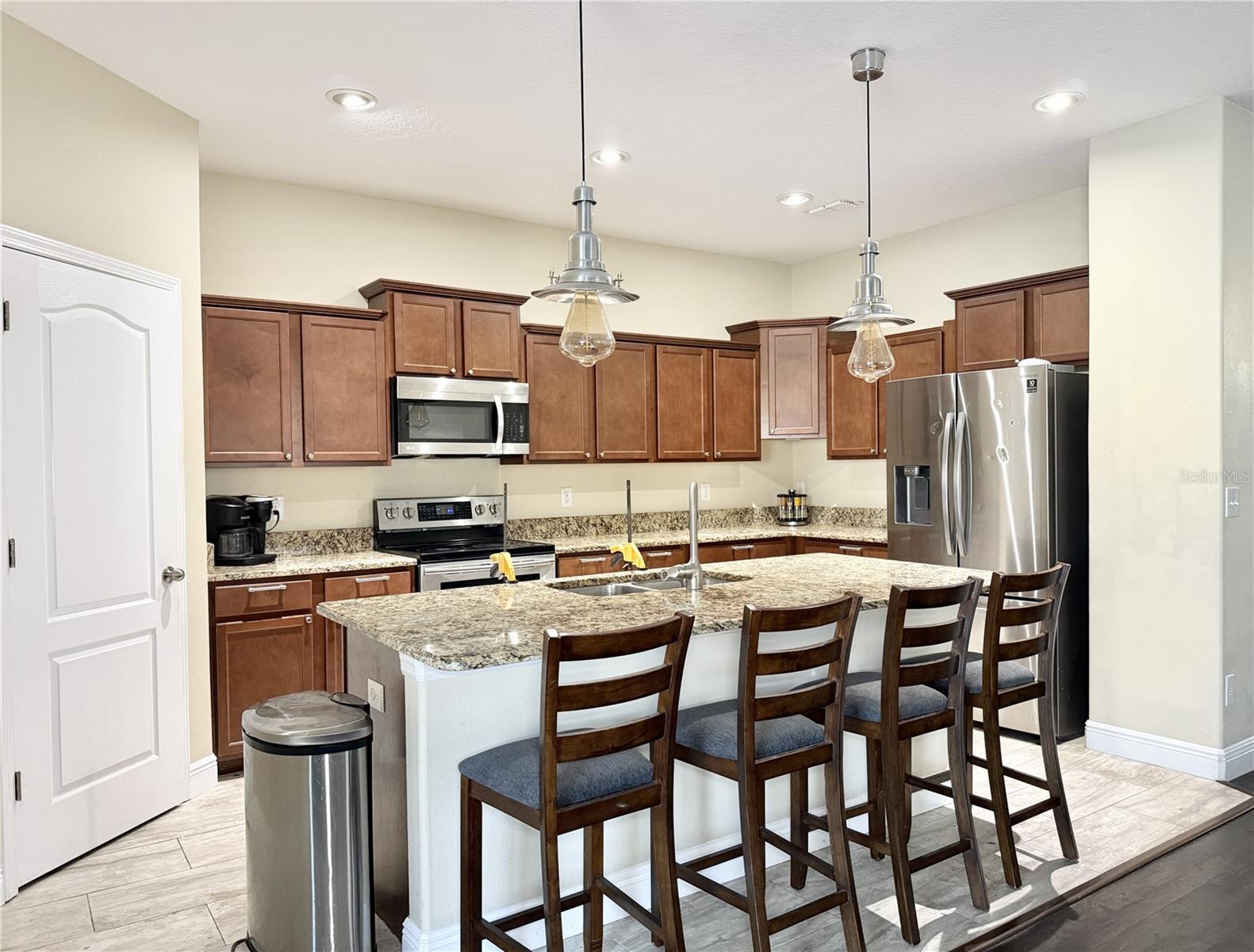 Image 9 of 36 For 1711 Palm Warbler Ln