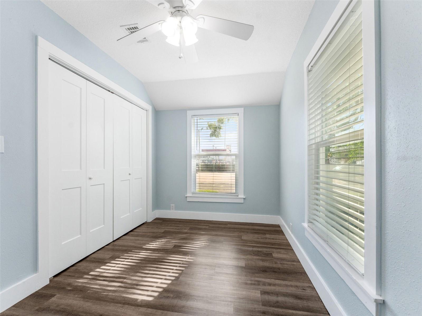 Image 24 of 38 For 6812 Navin Avenue