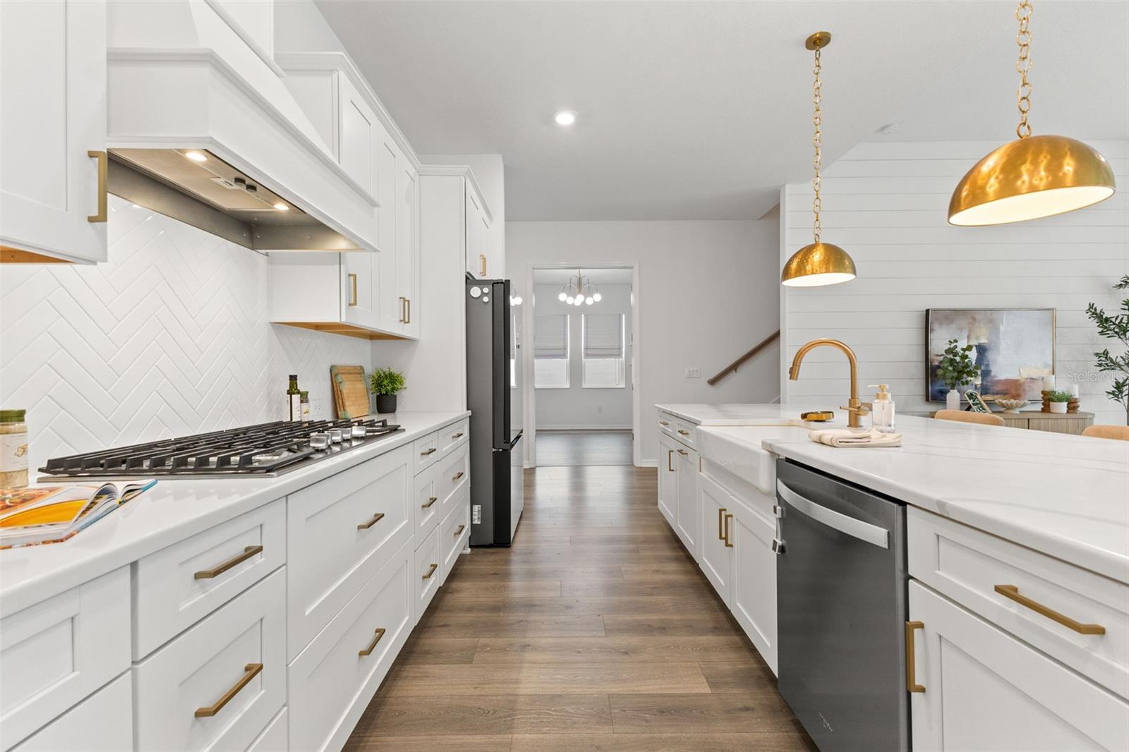 Image 12 of 70 For 5418 Wayfarer Avenue