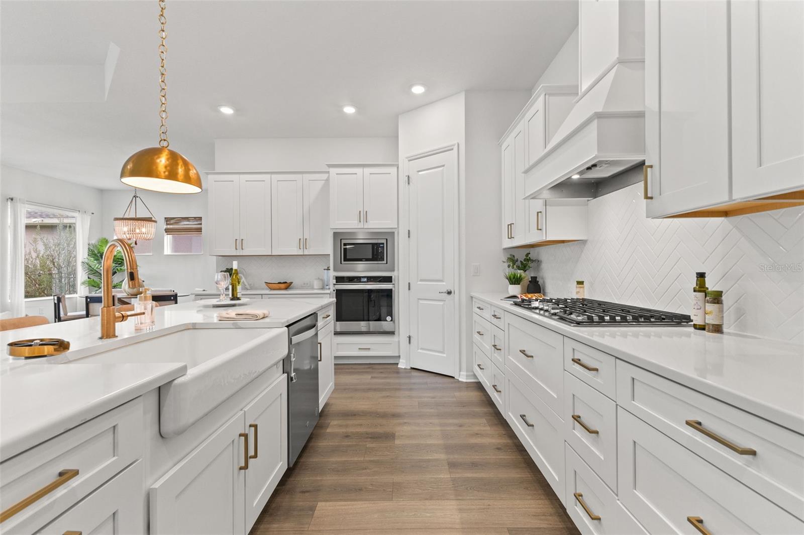 Image 13 of 70 For 5418 Wayfarer Avenue