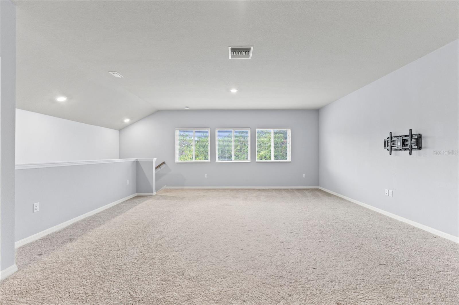 Image 43 of 70 For 5418 Wayfarer Avenue