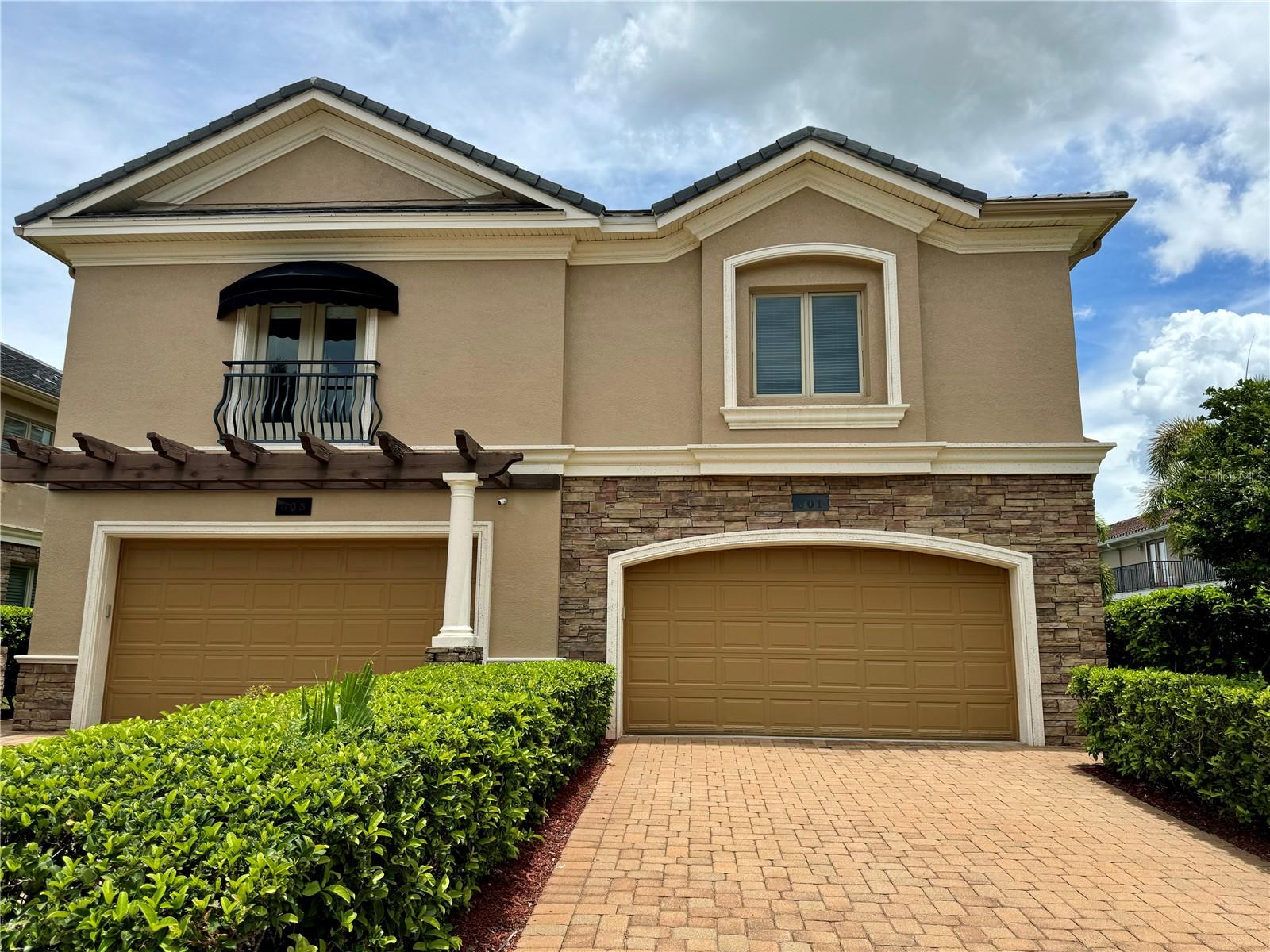 Details for 601 Saxony Boulevard, ST PETERSBURG, FL 33716