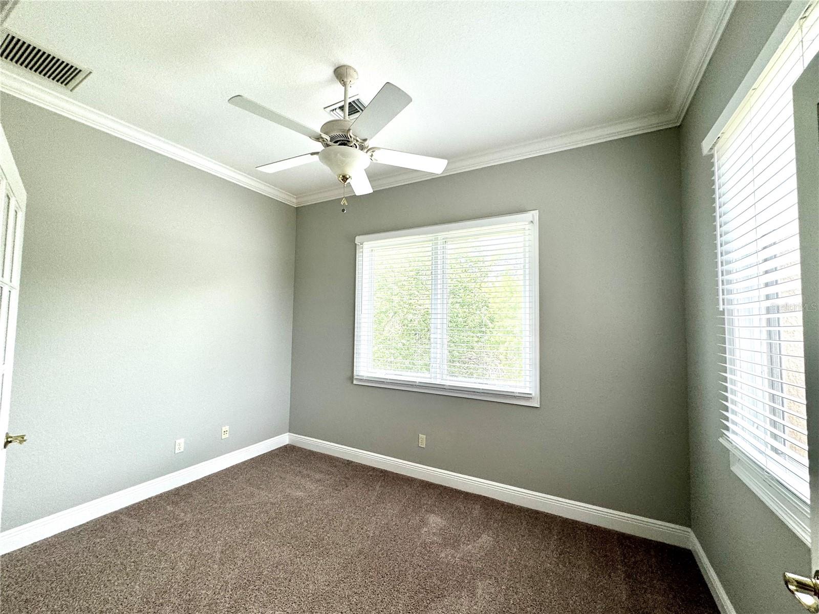 Image 36 of 46 For 601 Saxony Boulevard